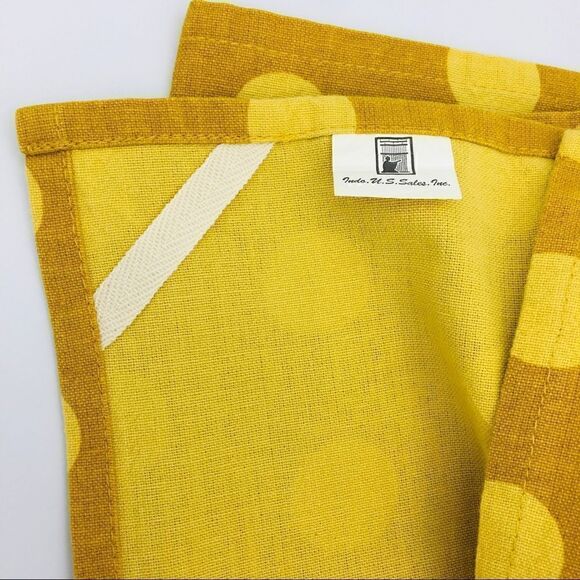 Kitchen Closed…Retired Polka Dot Parrot Tea Towel - Picture 6 of 8